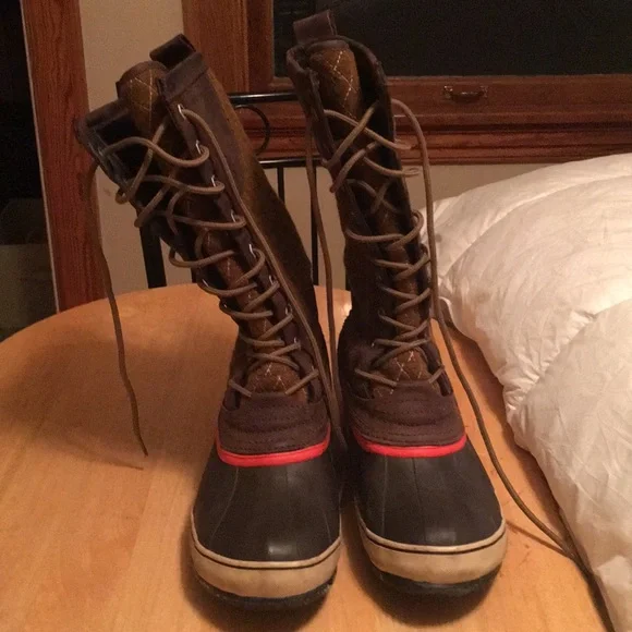 Sorel Winter Boots EUC Size 8 - Picture 6 of 7